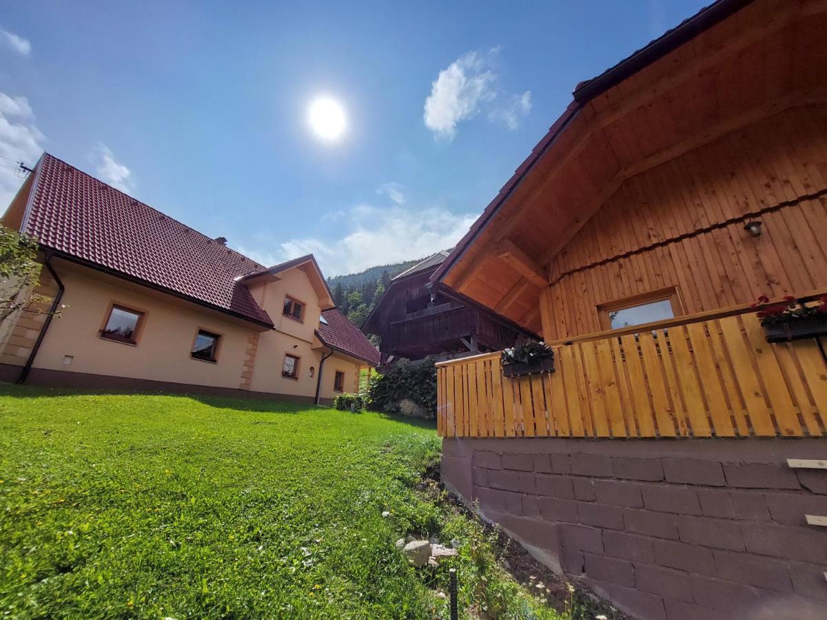 Pocitniska Hiska Lastovka Podvolovljek Exteriör bild